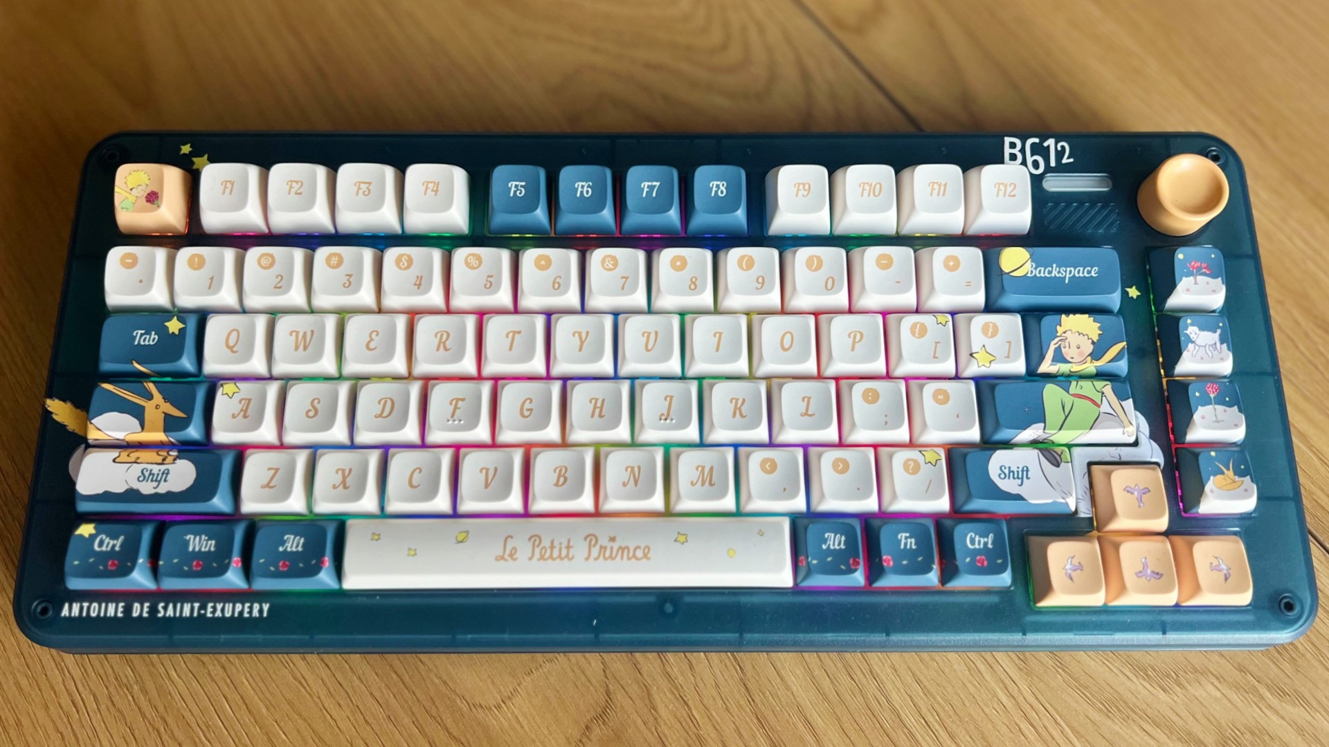 IQUNIX Little Prince ZX75 review - pretty as a picture