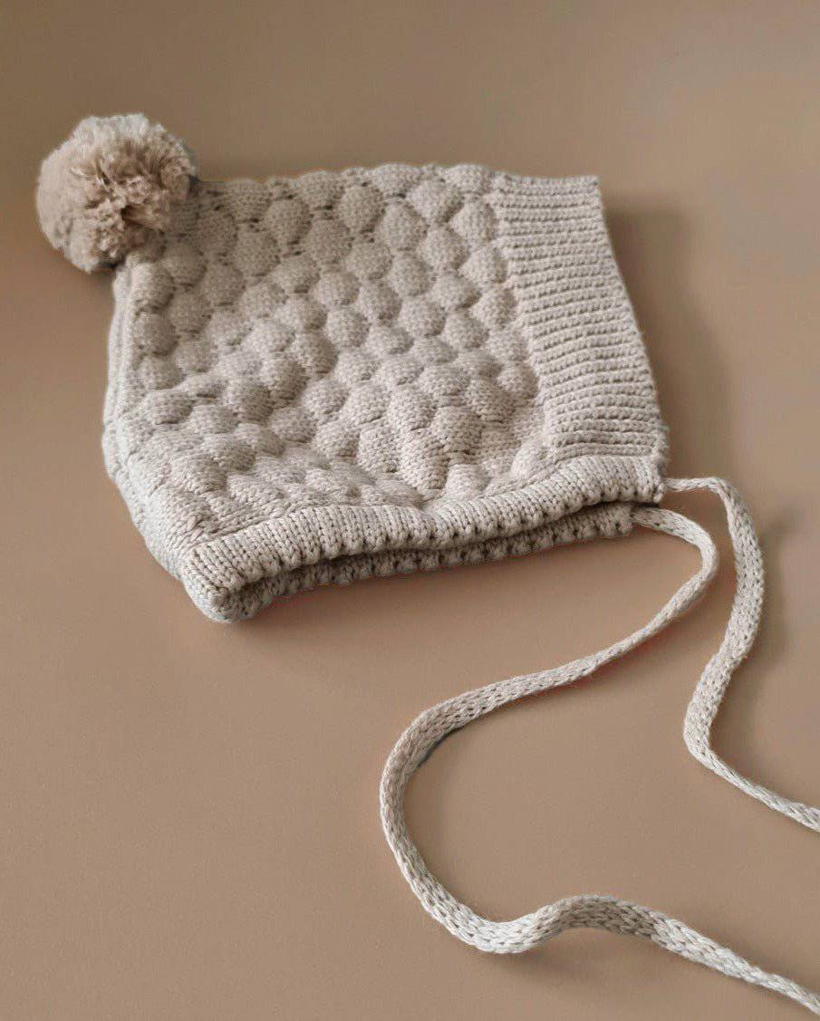 Knitted Bonnet - Cotton - Oatmeal – Petit Filippe
