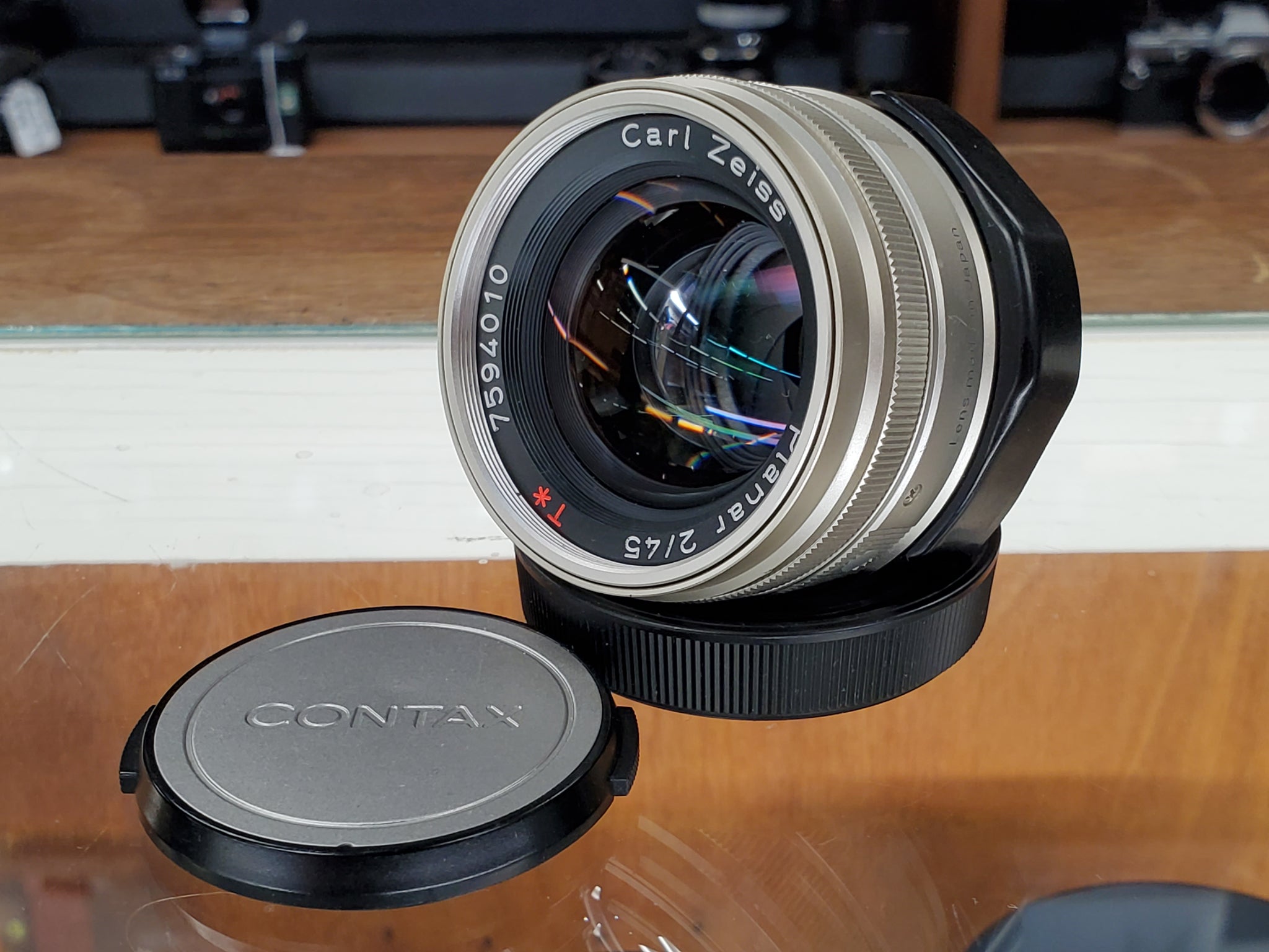 Near MINT CONTAX Carl Zeiss Planar 45mm f/2 T* for G1 G2 CLA'd