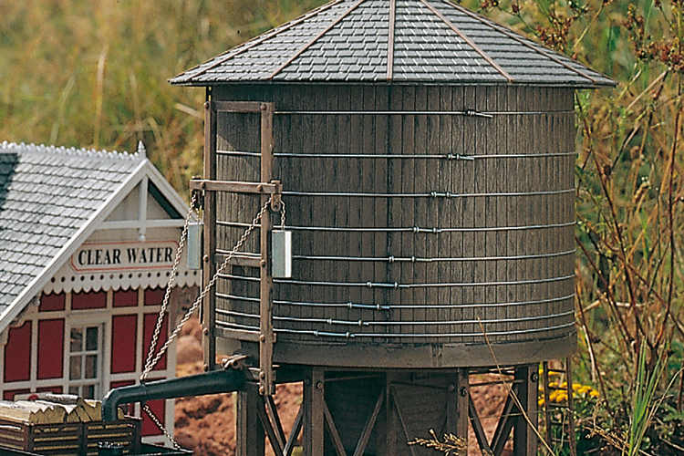 62210 Rio Grande Water Tower, Building Kit (G-Scale) | PIKO America
