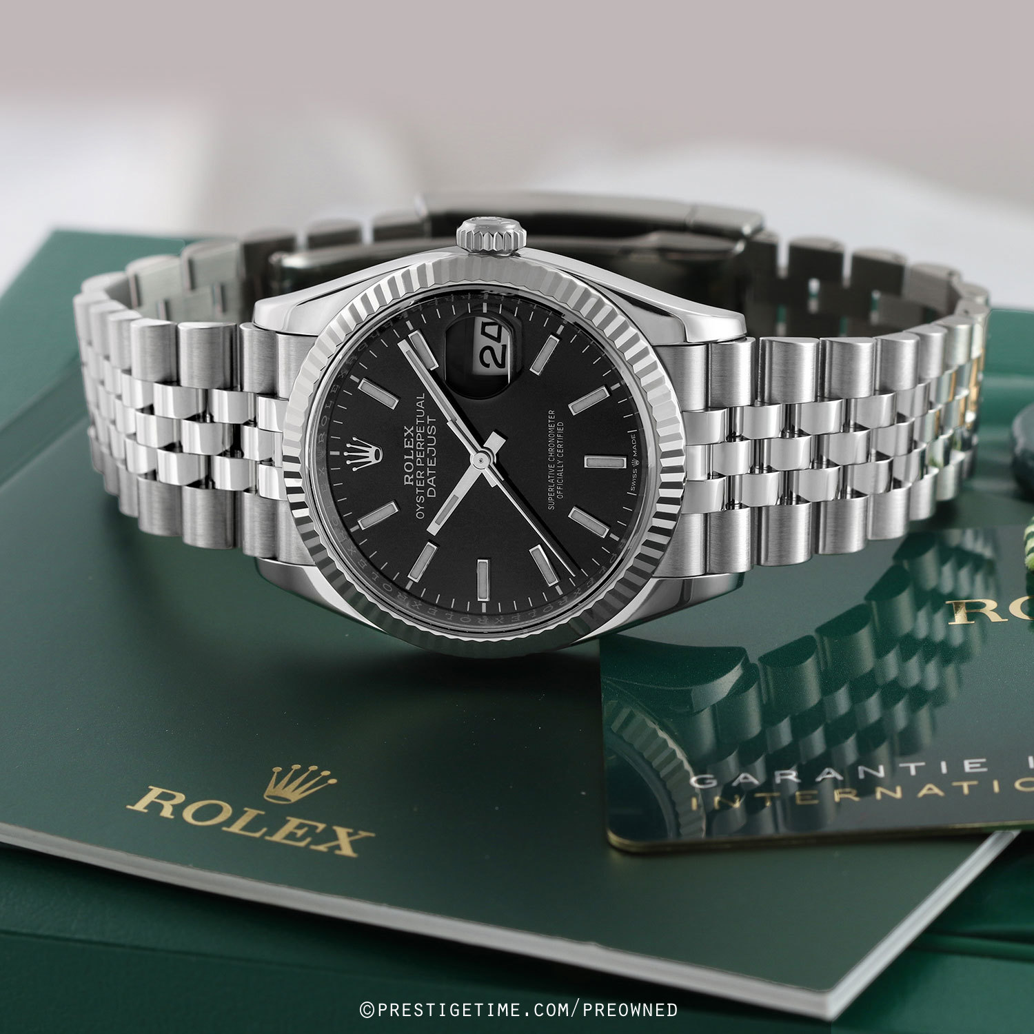 Pre-owned Rolex Datejust 36mm Stainless Steel 126234 Black Index