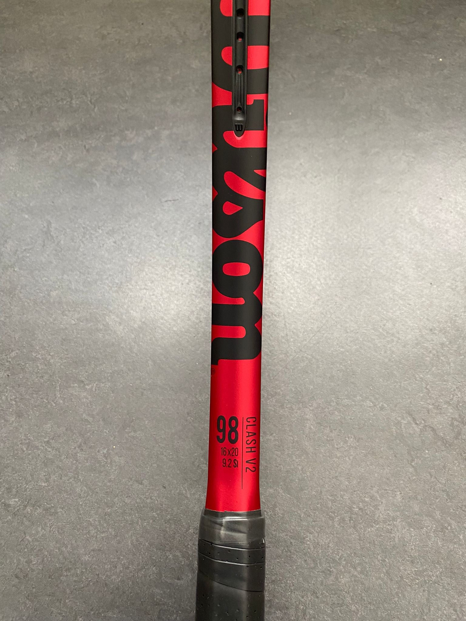Wilson Pro Stock Clash 98 (16X19) – ProStockTennis