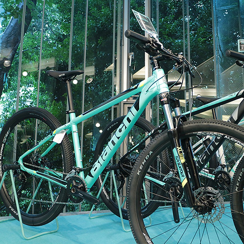 Bianchi(ビアンキ) 2019年モデル MAGMA29.0 ALTUS （マグマ29.0