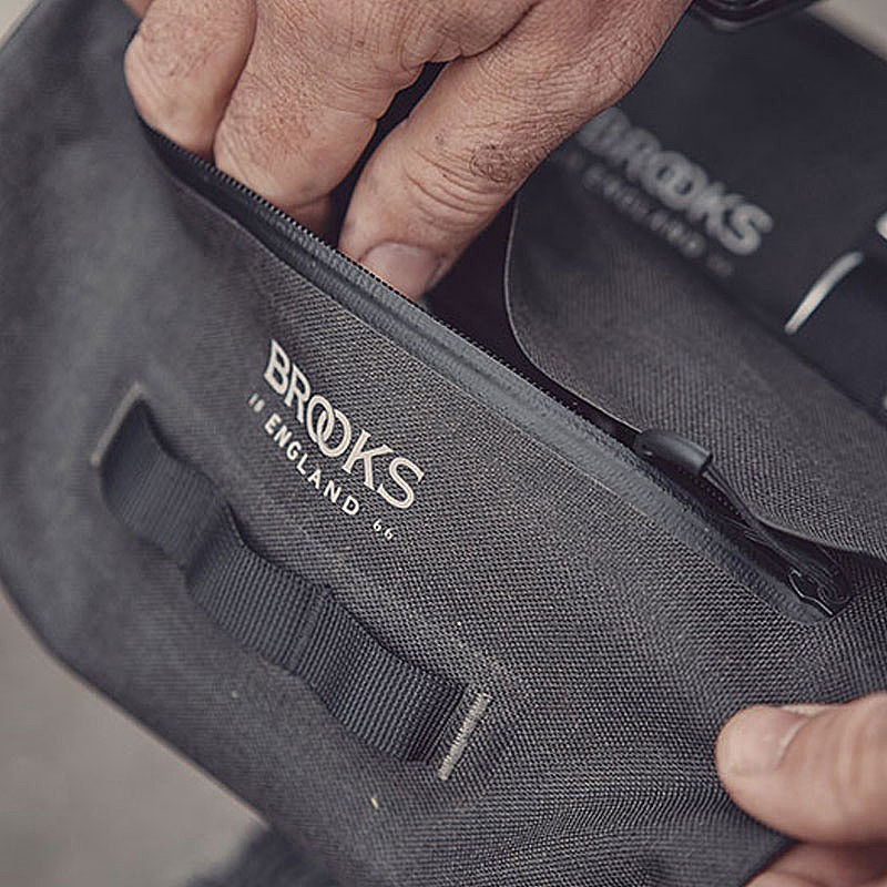 BROOKS（ブルックス）SCAPE HANDLEBAR POUCH （スケープハンドルバー