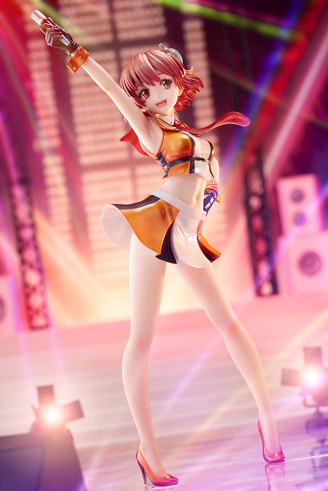 ULTRAMAN 佐山レナ 科特隊風アイドルルック│キューズQ 2D & 3D