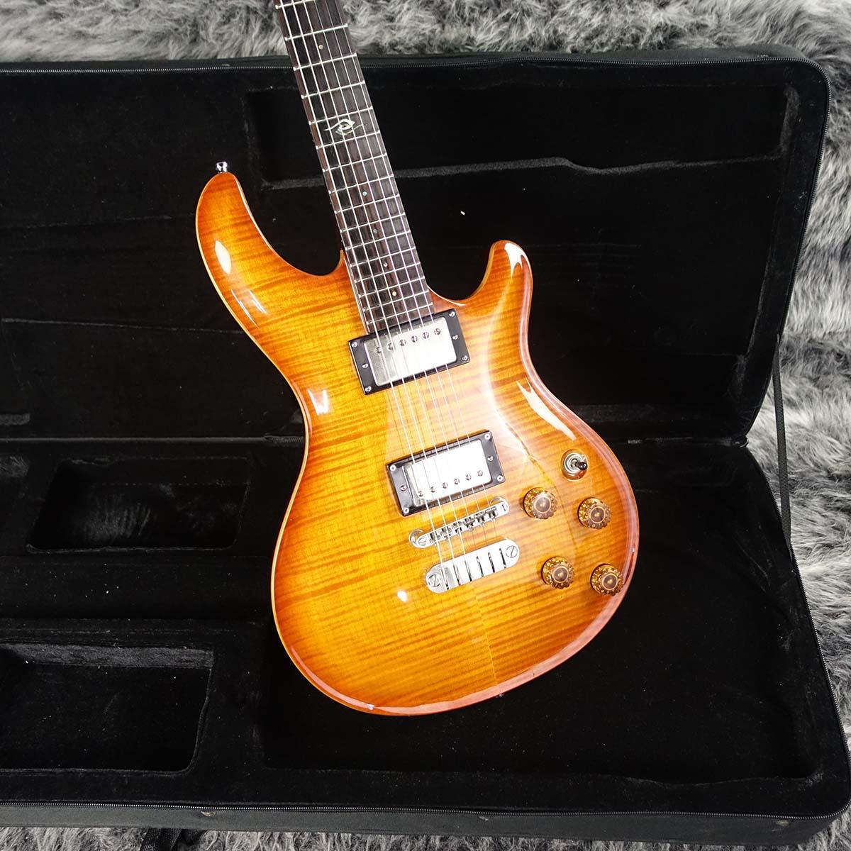 k*a様 DEAN HardTail USA ギター DEAN USA Hardtail Quilt Maple Top Trans Midnight Blue（中古