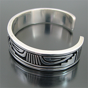 ナバホ族 Steven J. Begay オーバーレイ バングル 【送料無料】