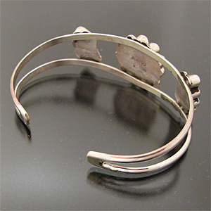 ZUNI/ズニ族 サンフェイス マルチストーン インレイ バングル 【送料無料】