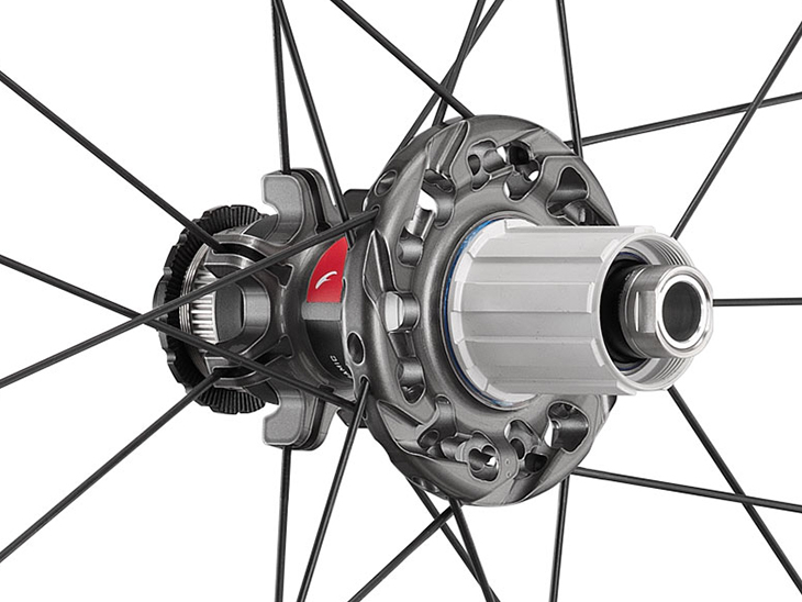 フルクラム：新製品情報》FULCRUM ワイドで軽量な2WAY-FITリムと