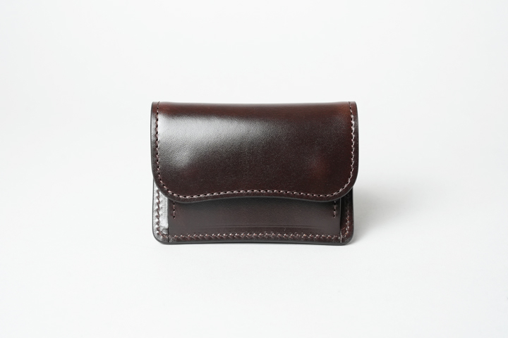 多機能型コインケース・サドルプルアップ/TONGUE(タング)についての