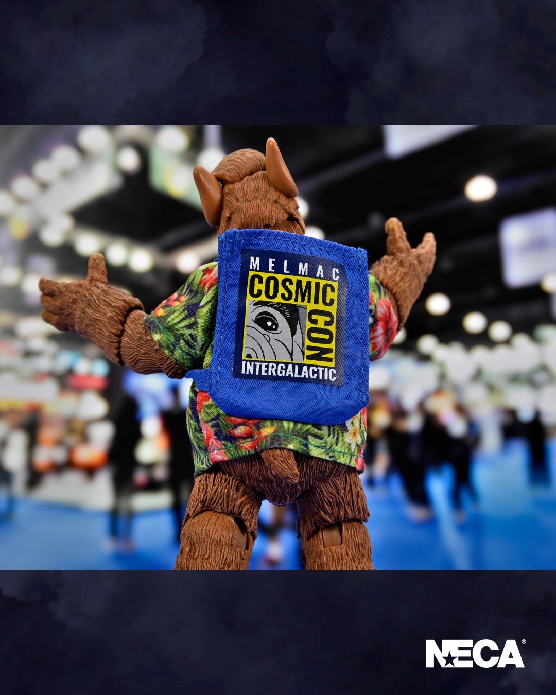 SDCC 2023 Exclusive – ALF Melmac Cosmic Con Figure by NECA - The