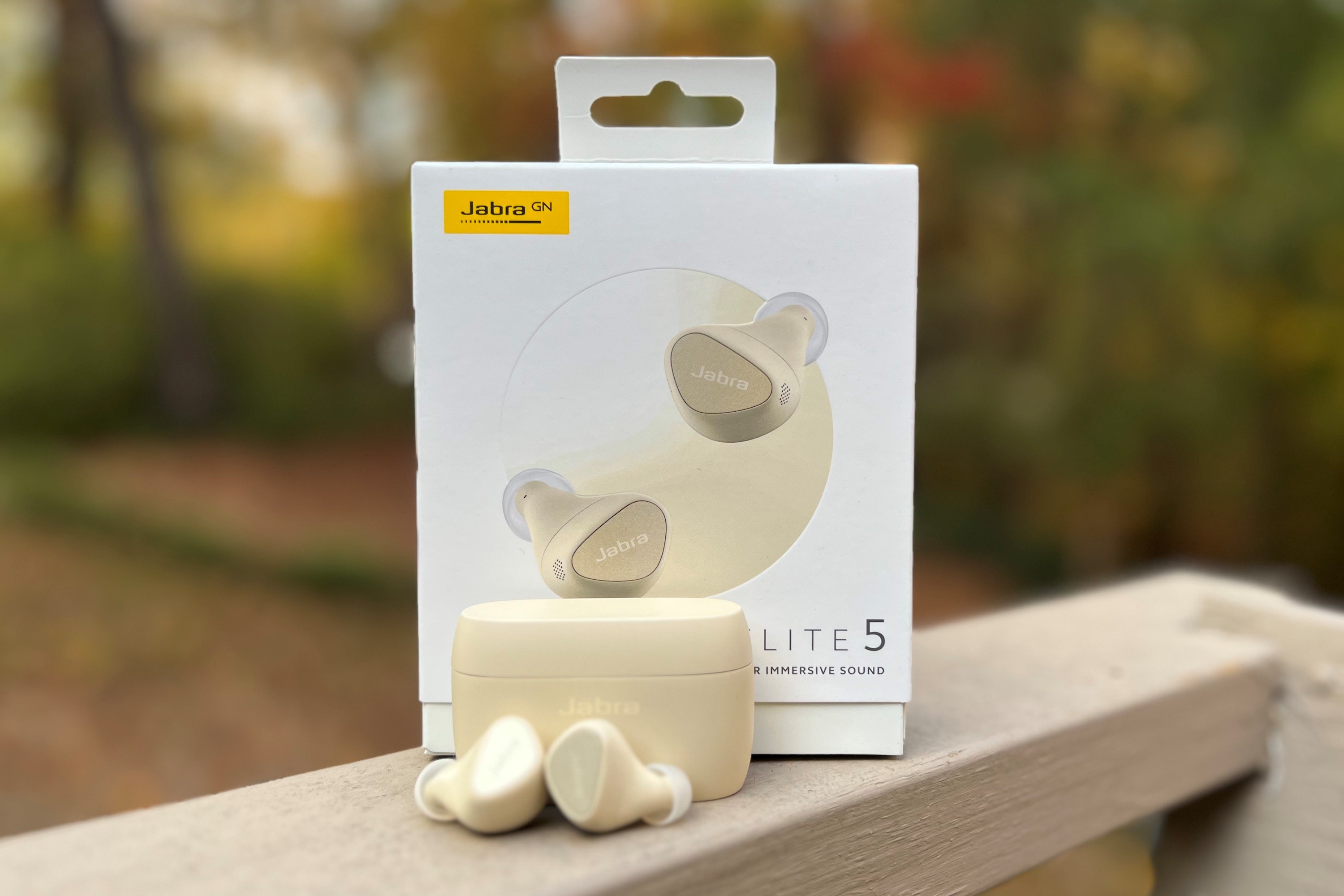 Jabra Elite 5 ANC earbuds review: Great design, good sound | TechHive