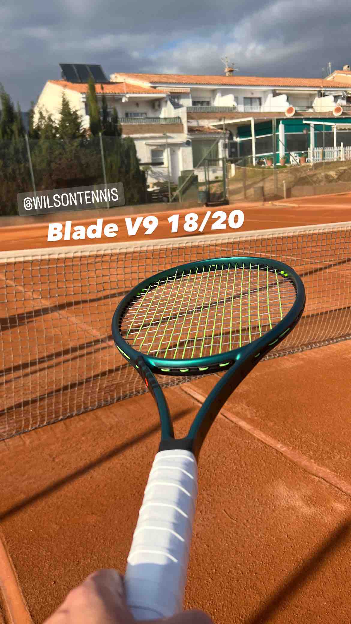 Wilson Blade 98 18/20 V9 Review - Tennisnerd.net