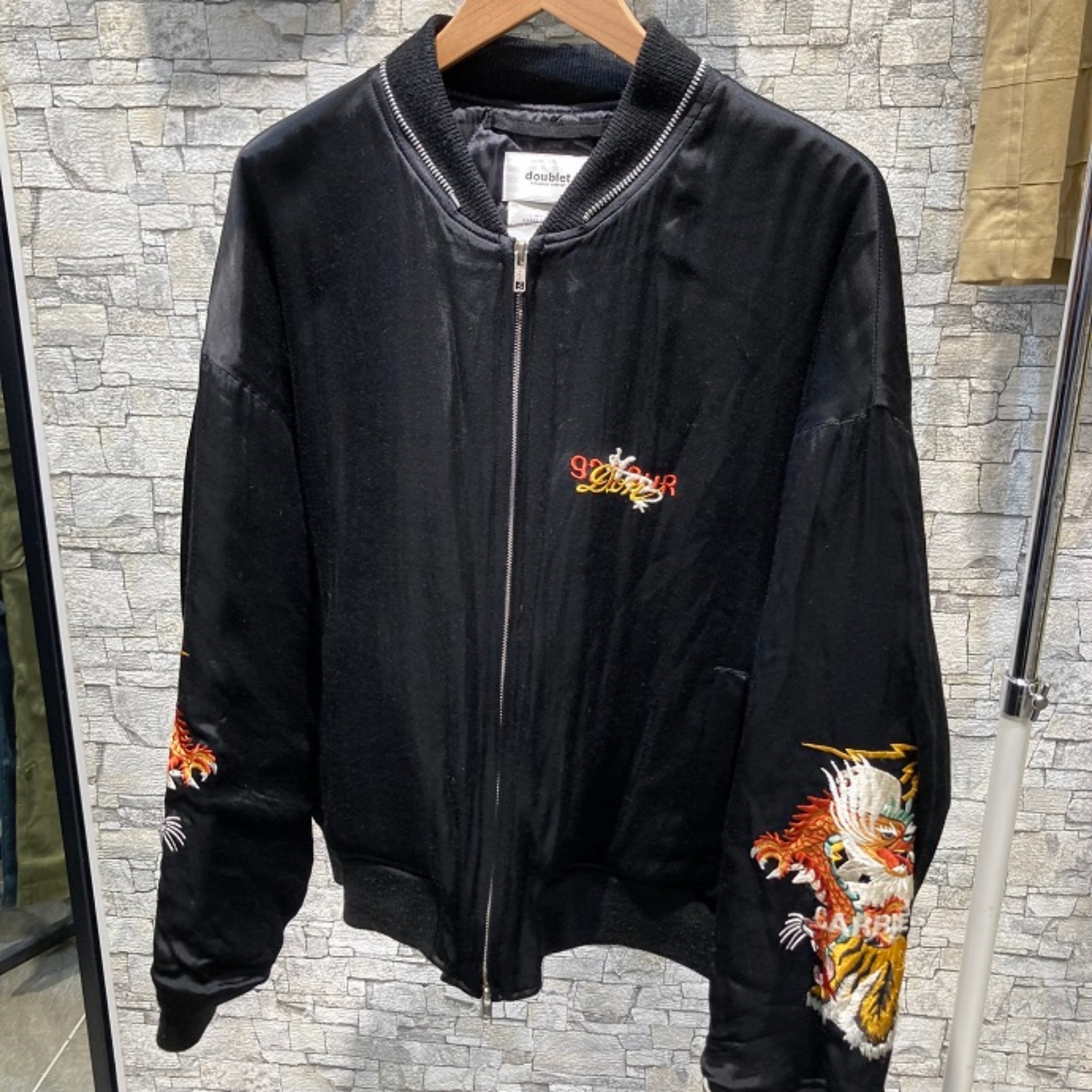 doublet】CHAOS EMBROIDERY SOUVENIR JACKET[2025.10.06発行]｜トレ