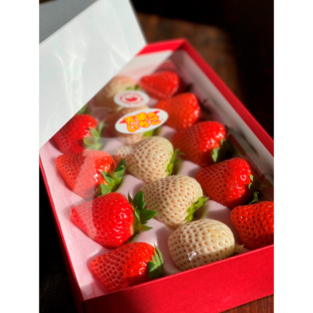 宮崎完熟「紅白苺」12 | 商品詳細 | 高島屋オンラインストア