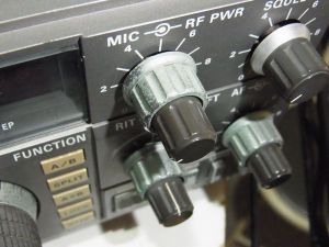 ケンウッドTS-670を持ち込み買取させて頂きました。