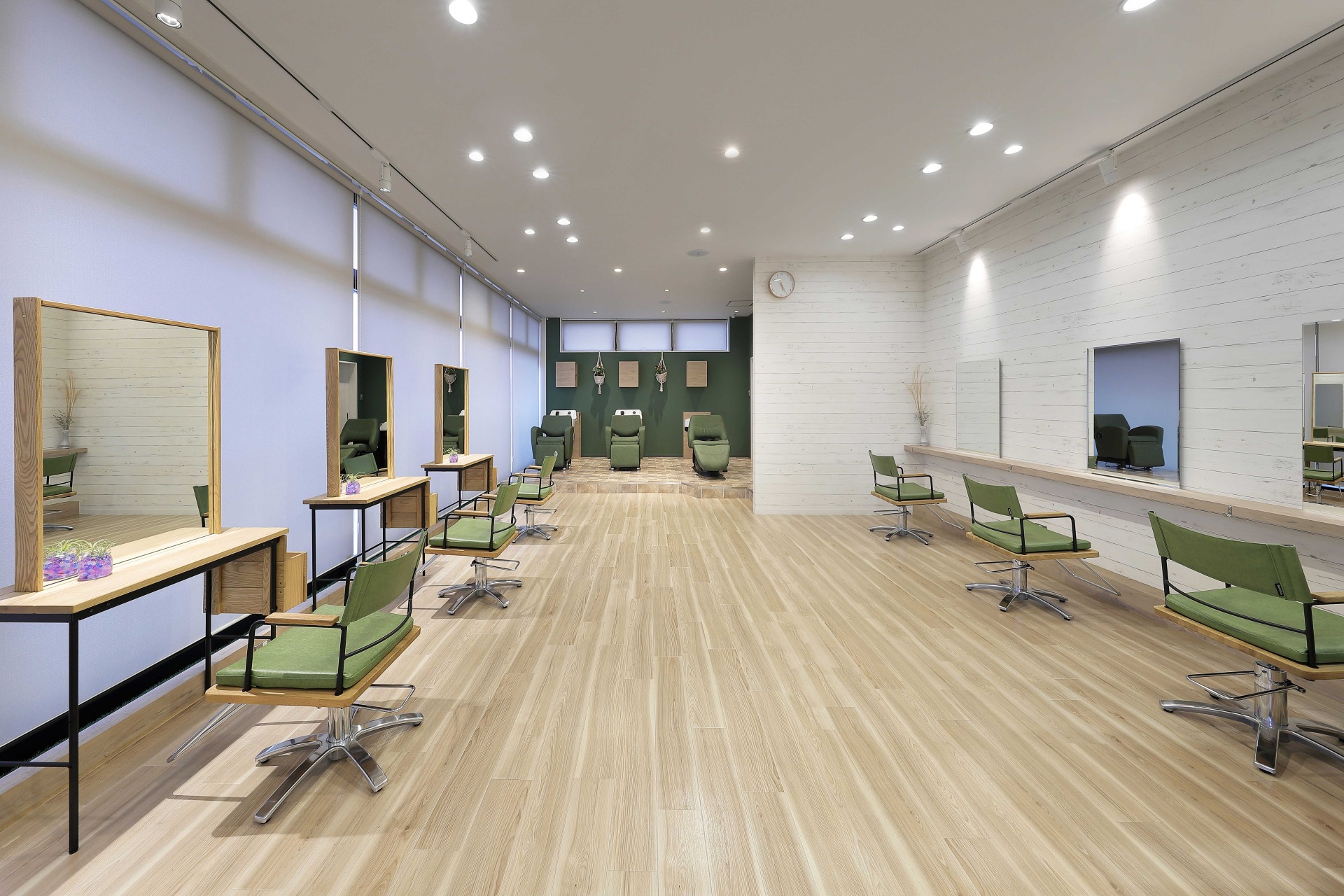 r.a.f mirror | ミラー・サロン家具・ワゴン等 | 製品情報 | タカラ