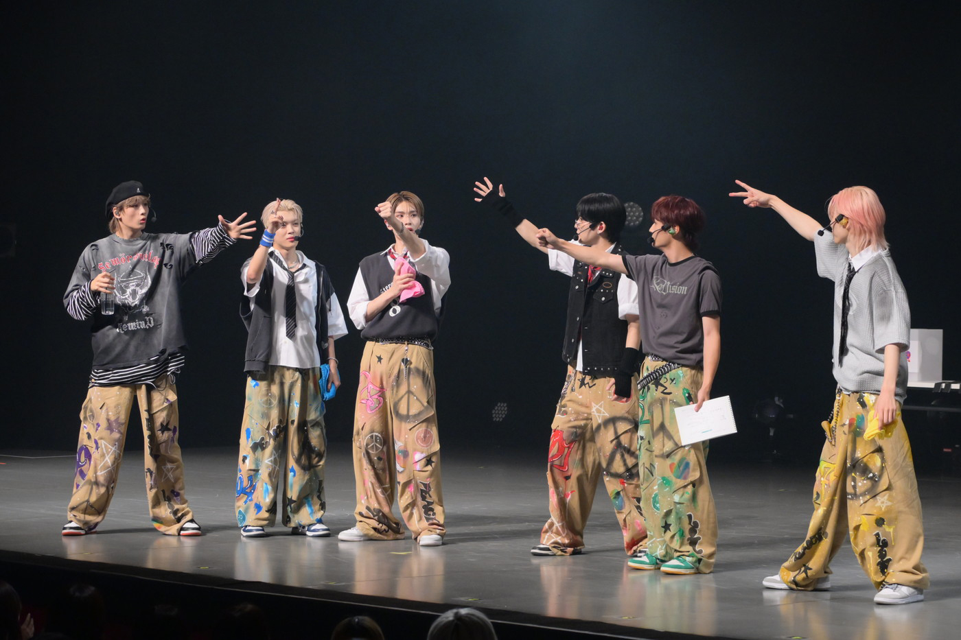 ライブレポート】DXTEENが大阪でファンミーティング開催！「大好きだよ