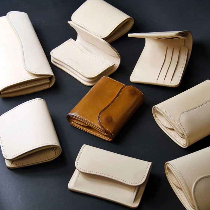 WILD SWANS（ワイルドスワンズ）WINGS（ウイングス）2つ折りウォレット