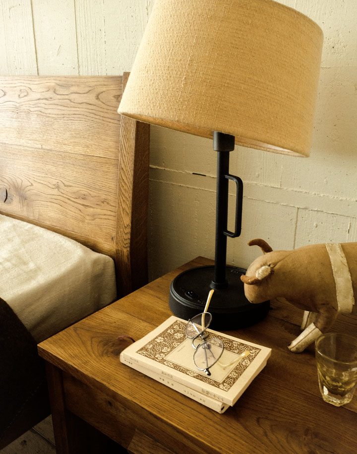 TABLE LAMP T-IN1 | TRUCK FURNITURE
