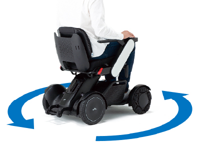 次世代型車いす「WHILL」「どさでも」「DOSADEMO」 | 山新観光株式会社