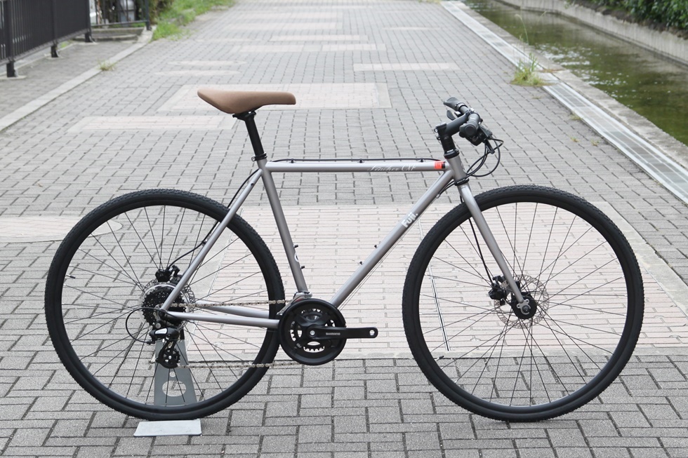 FEATHER CX FLAT 気軽にどこでも走れるグラベル | TWOPEDAL (ツーペダル)