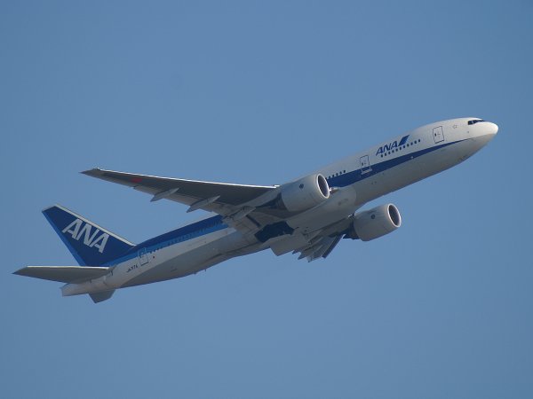 ボーイング777-200ER（JA717A）