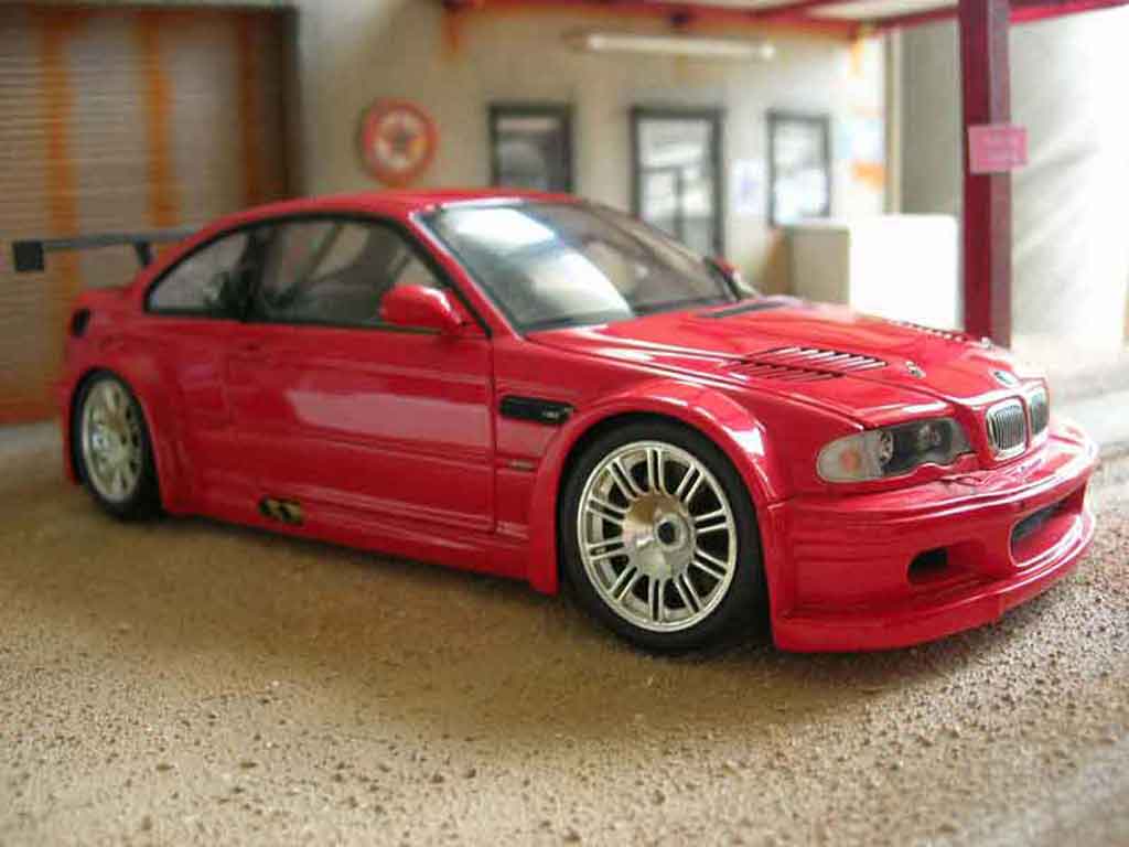Modellino in miniatura Bmw M3 E46 1/18 Minichamps GTR E46 rosso