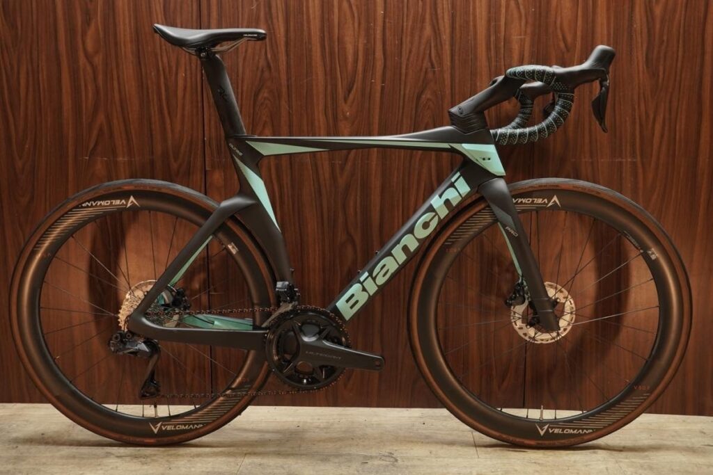 Bianchi(ビアンキ)｜OLTRE XR3 純正パーツ付属｜超美品｜買取金額