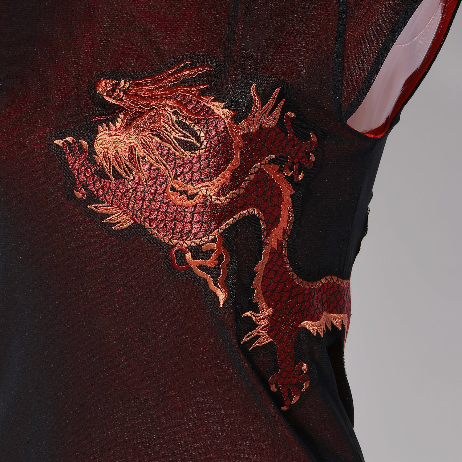 RED DRAGON EMBROIDERY ON STRETCH NETTING ブラウス｜VIVIENNE TAM