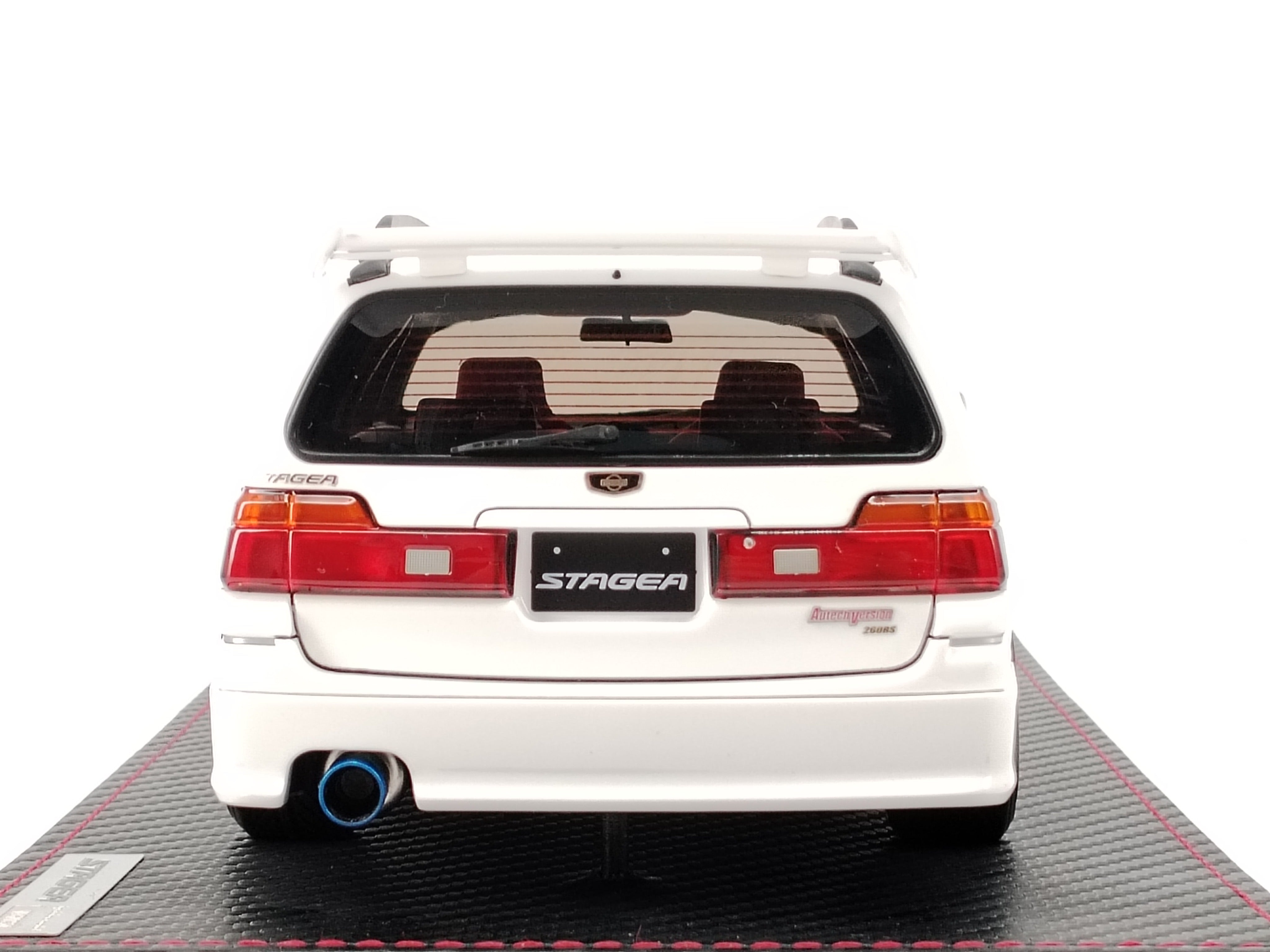 B1E01E3C-0820-4614-B6ED-