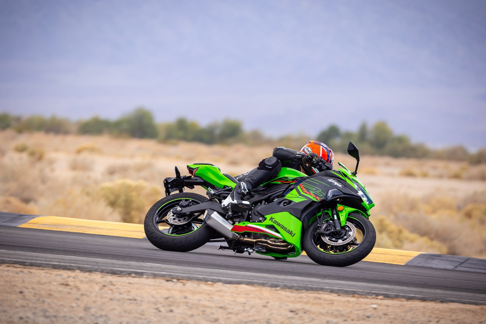 Yoshimura ZX-4RR 23-26 RACE STAINLESS FULL SYSTEM HEPTA FORCE TSS