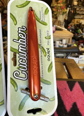 equipt「サーディン」 レッド / 携帯工具