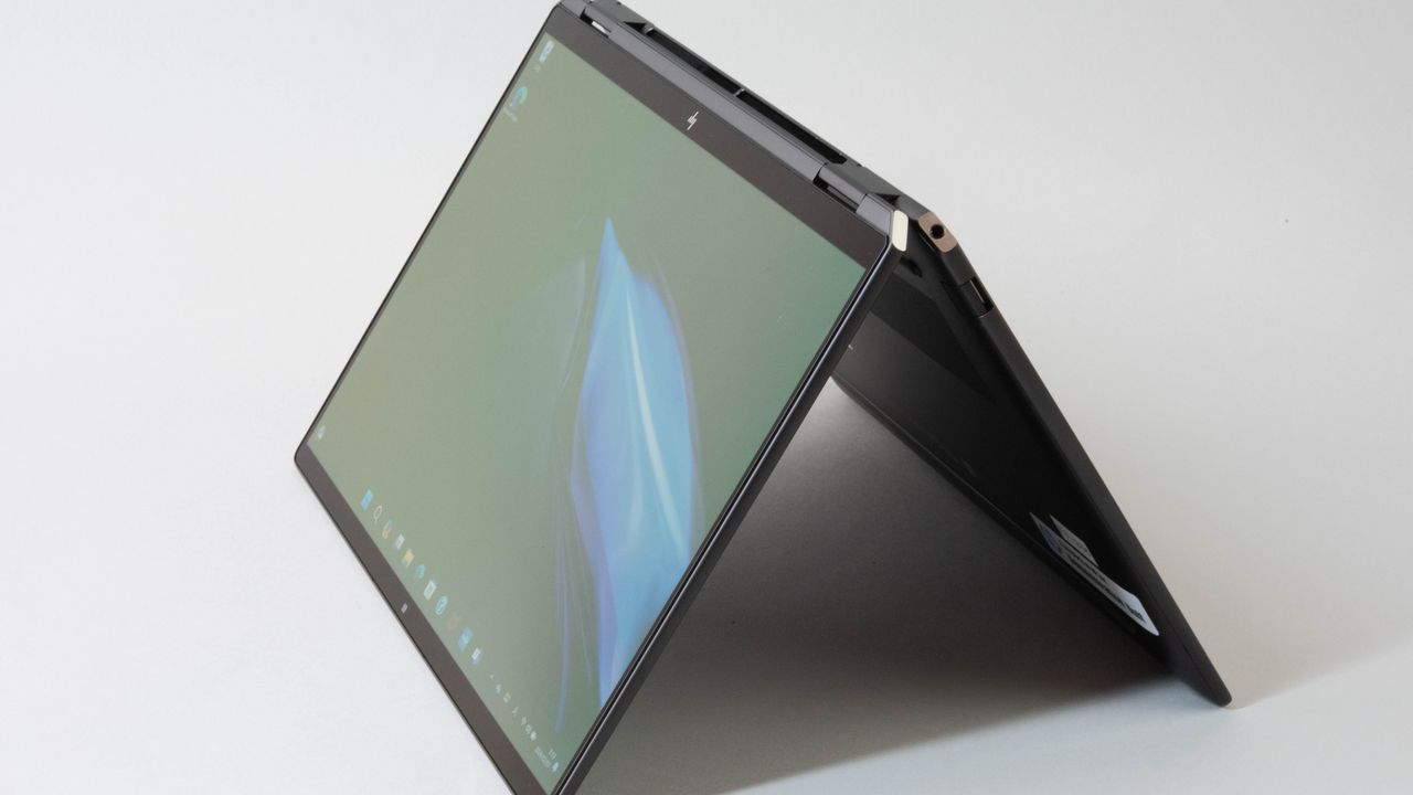 AIエンジンCore Ultraノート「HP Spectre x360 14-eu」の驚いた点