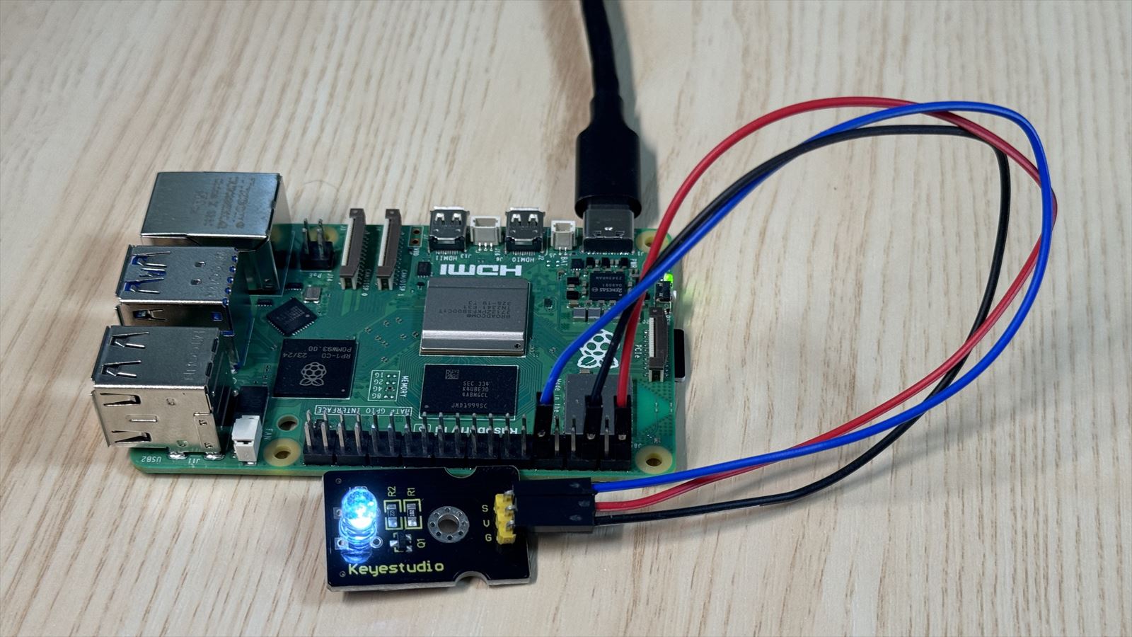 GPIO番号に互換性がない？ 「Raspberry Pi 5」と前モデルを比較して