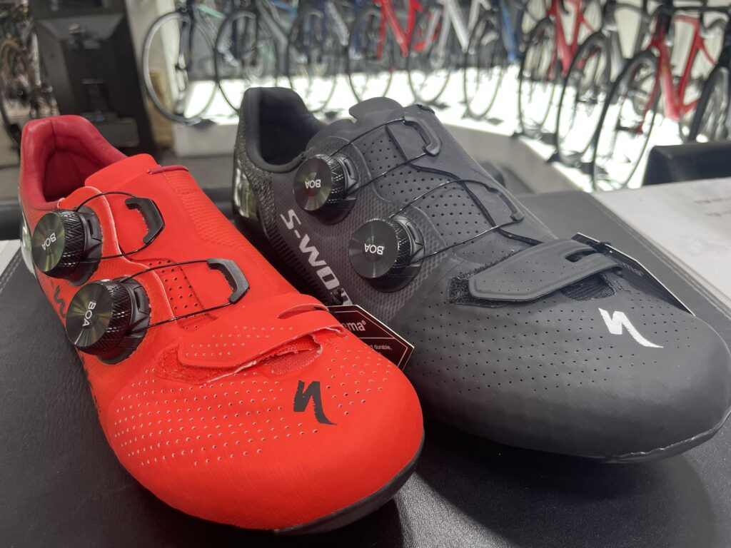 S-WORKS TORCH ブラック 26cm ビンディングシューズ 履いていることを
