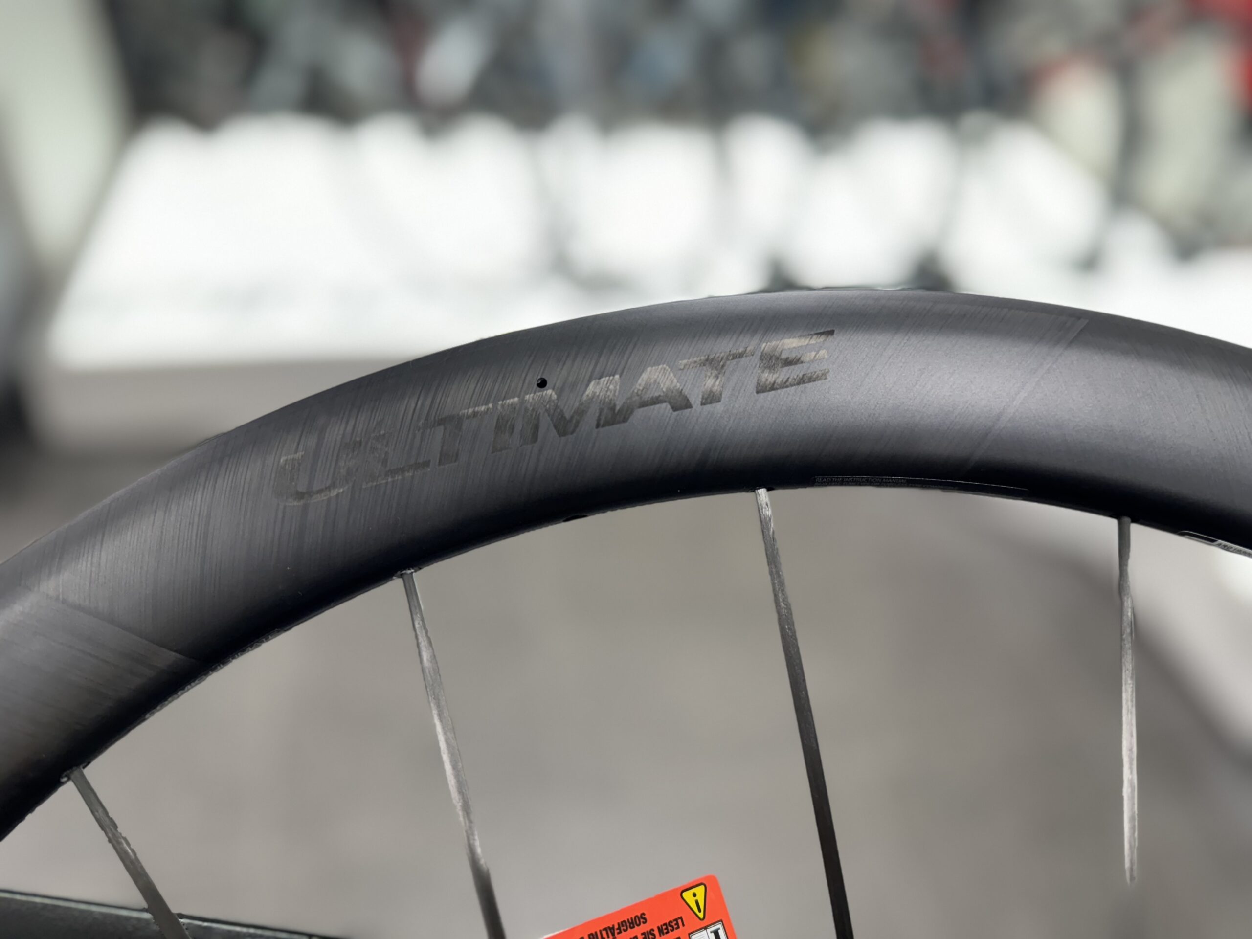 緊急入荷☺️MAVIC COSMIC ULTIMATE 入荷致しました☺️ 限定入荷 三宮