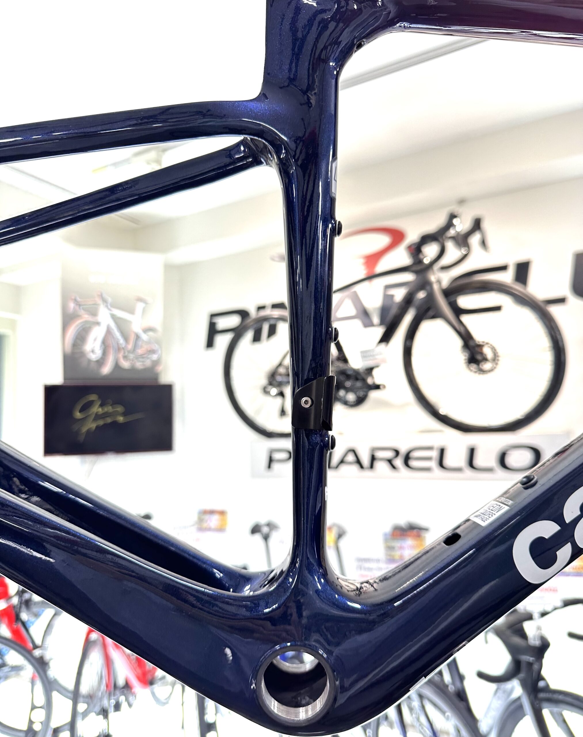 Super Six Evo Hi-Mod Frame Set 入荷しました😃 ヤマダサイクル三宮