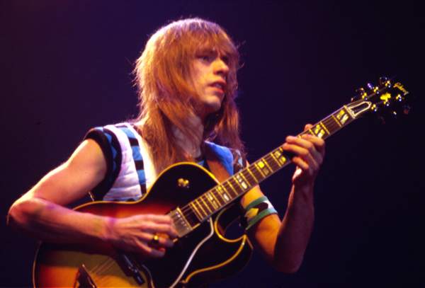 Something Else! Interview: Yes' Steve Howe on Jon Davison