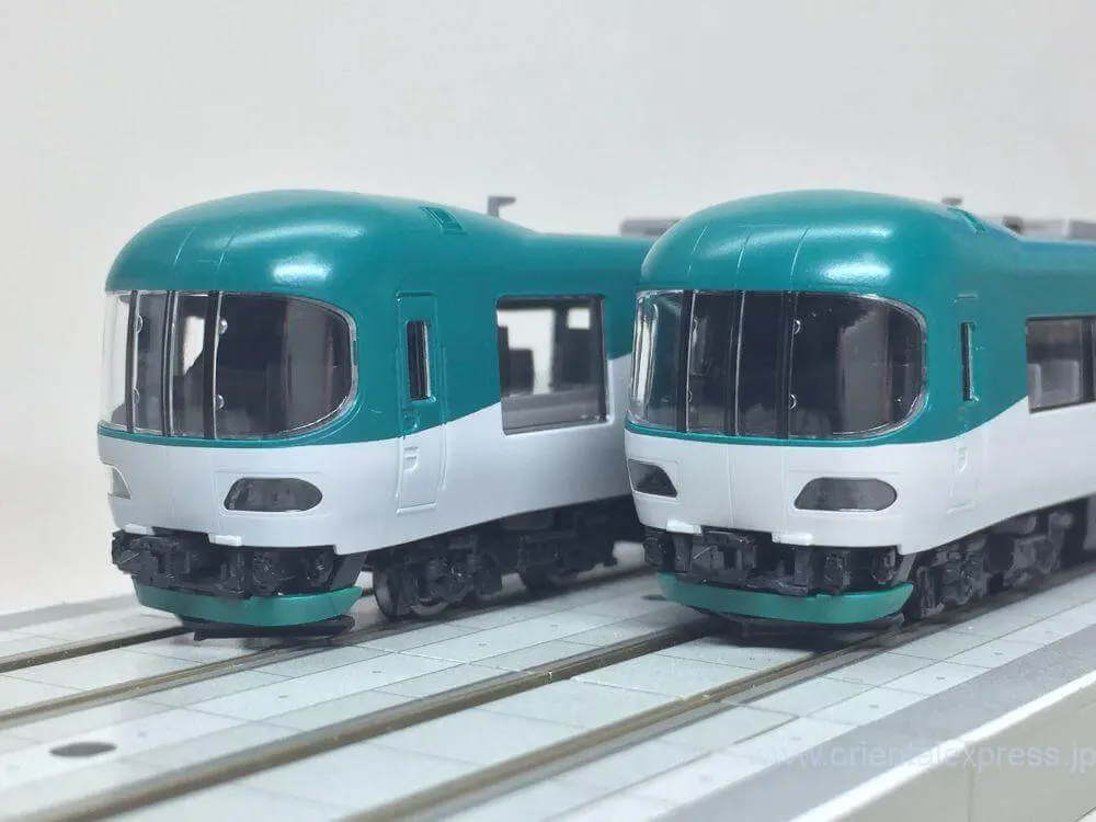 京都丹後鉄道 KTR8000形「タンゴディスカバリー」入線です。TOMIX