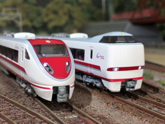 本年最初の入線は683系8000番台「スノーラビット エクスプレス