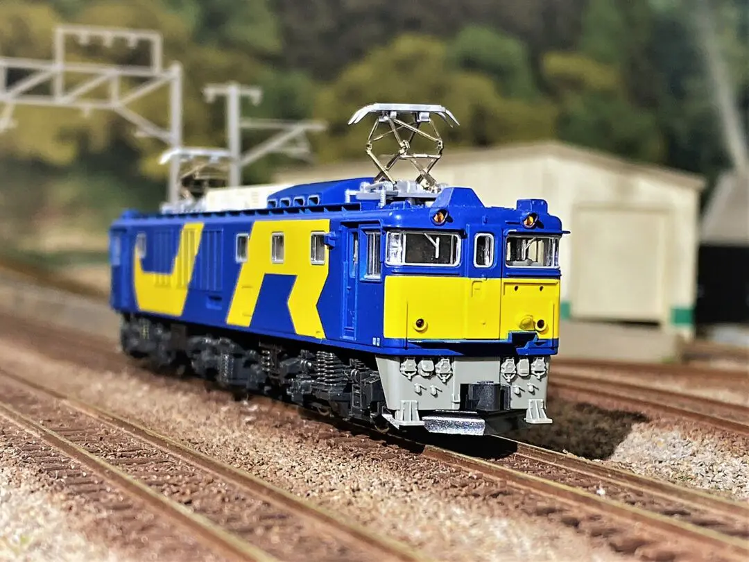 EF64 1010号機 JR貨物試験塗装が入線です。KATO 3023-2 | NGaugeJP