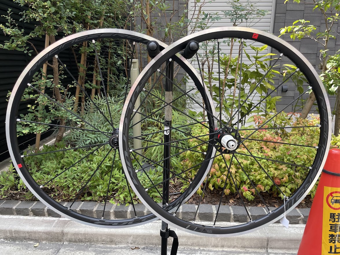 リムブレーキ用RACING ZEROアサゾーに入荷！リムブレーキにはこれ