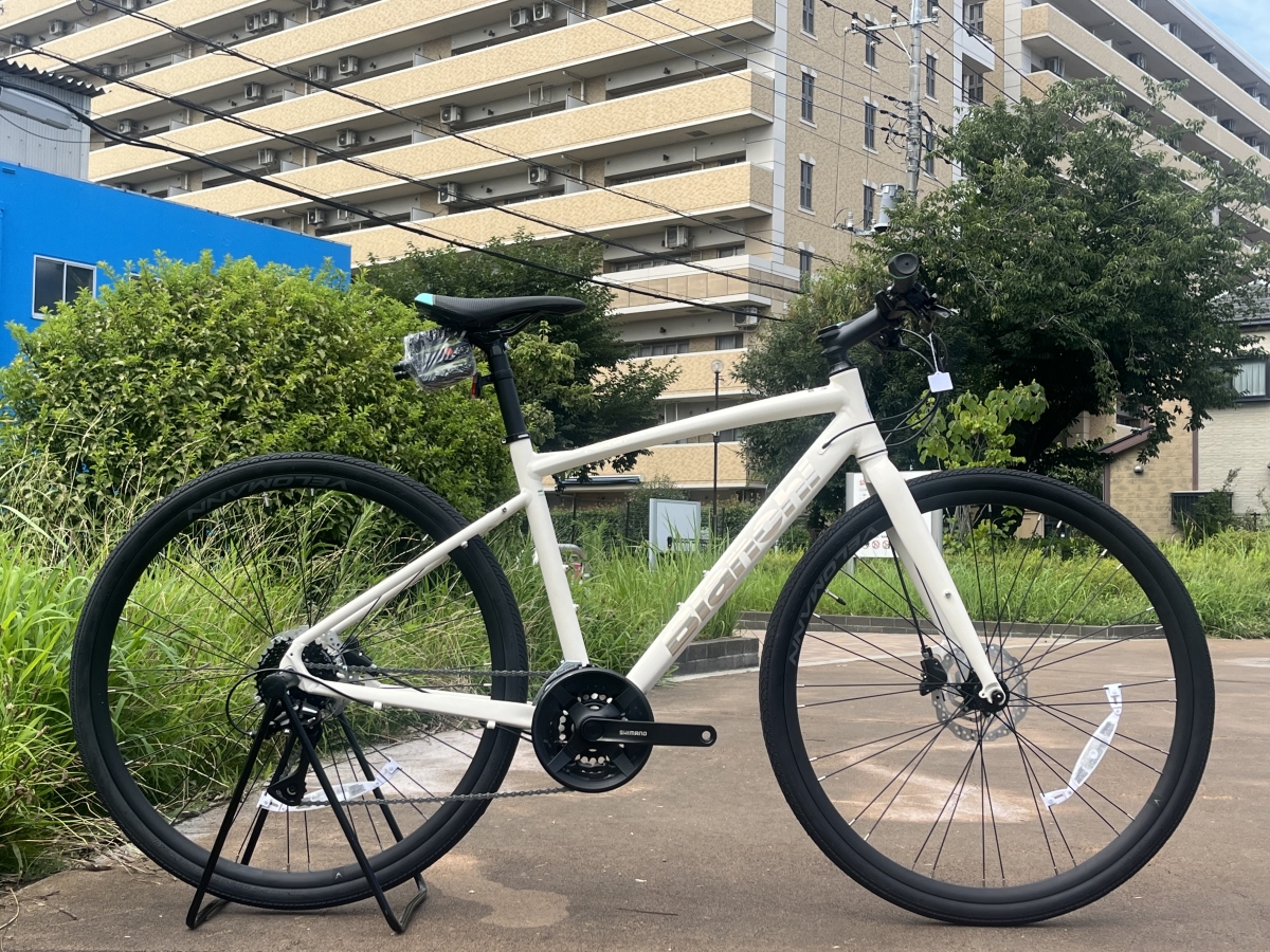 BIANCHIで白を楽しむ】チタニウムとマットホワイトの調和。CSPORT2入荷