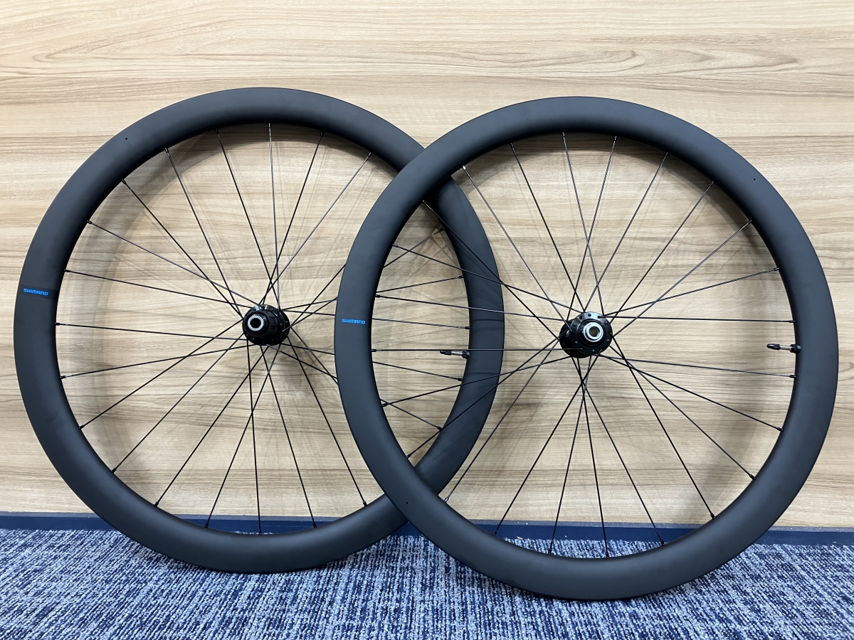 シマノ105カーボンホイール！店頭展示あります【SHIMANO WH–RS710–c46