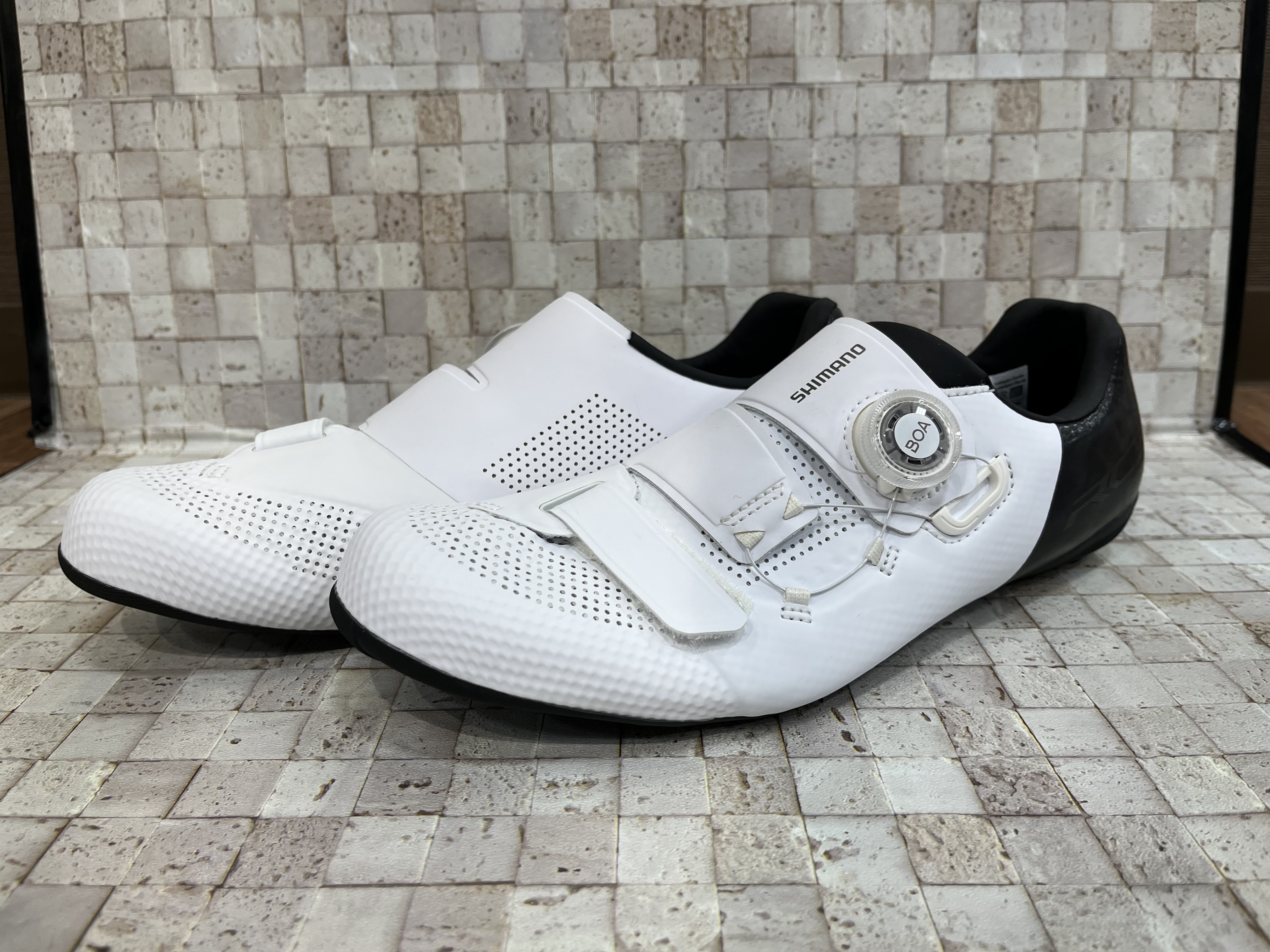 ｽﾀｯﾌｲﾝﾌﾟﾚ】ビンディングシューズで迷ったらとりあえずｺﾚ!!SHIMANO RC5