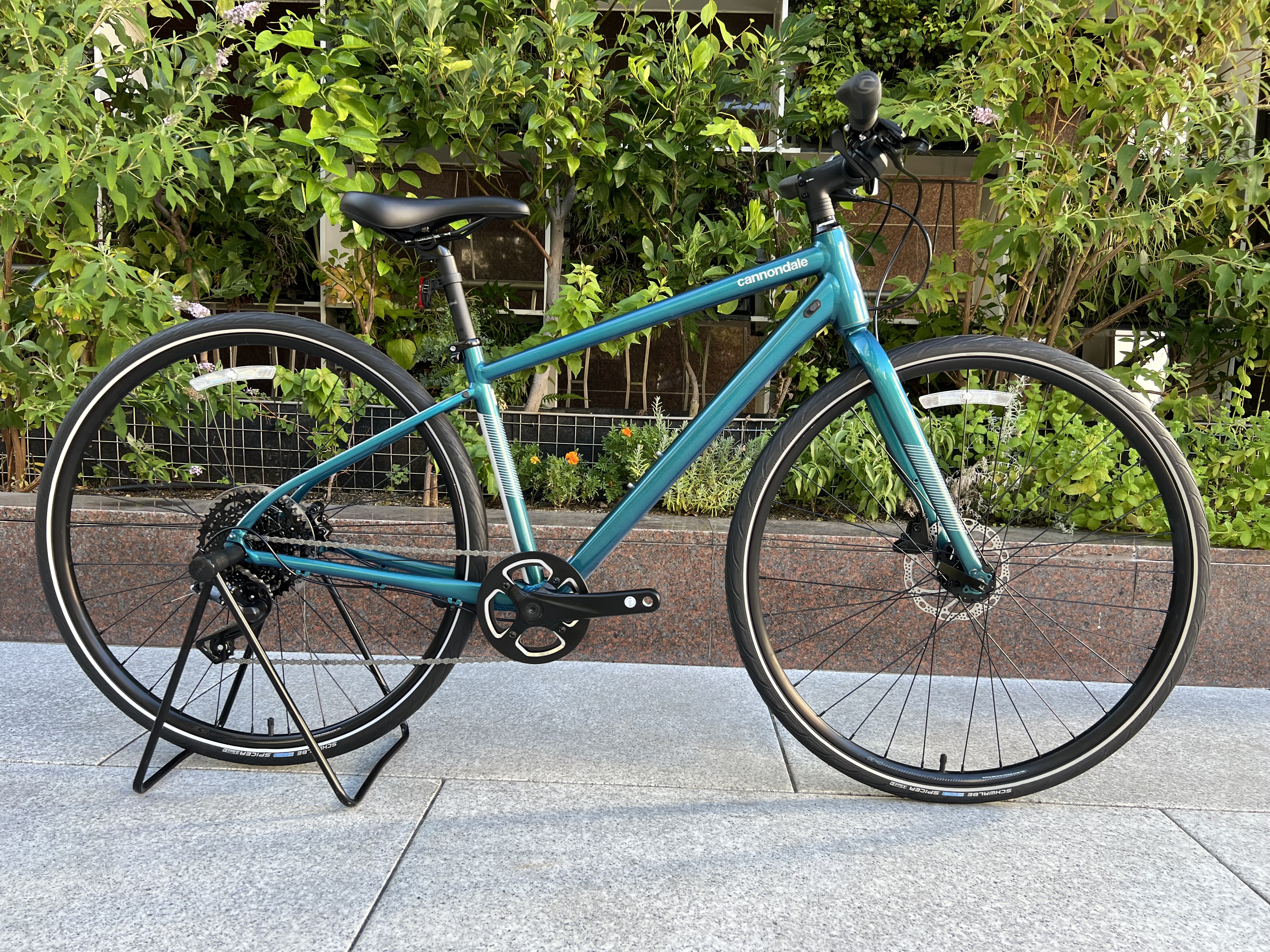 8月のピックアップ商品】海外の海みたいなカラーリングの車体はいかが