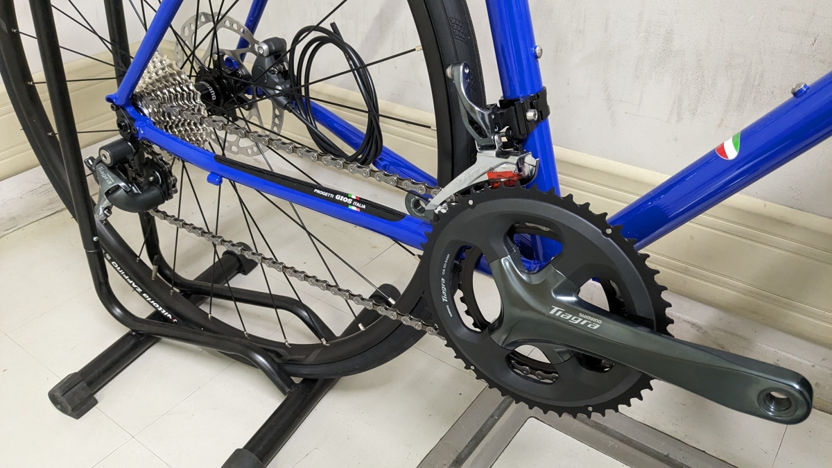 GIOS】現代のクロモリバイク！ディスクブレーキ採用のAIRONEご紹介です