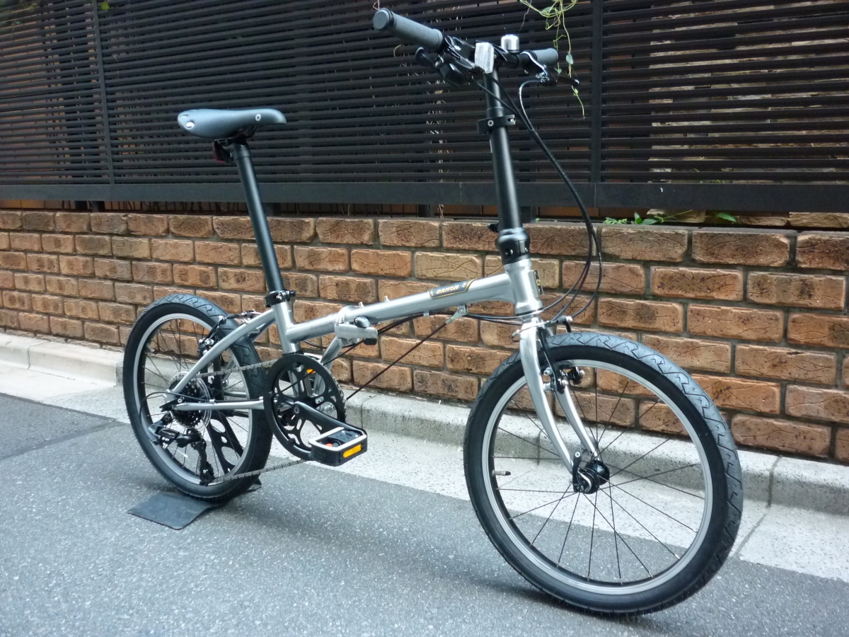 DAHON】『BOARDWALK W8』ブラックパーツとファットなタイヤを装備した