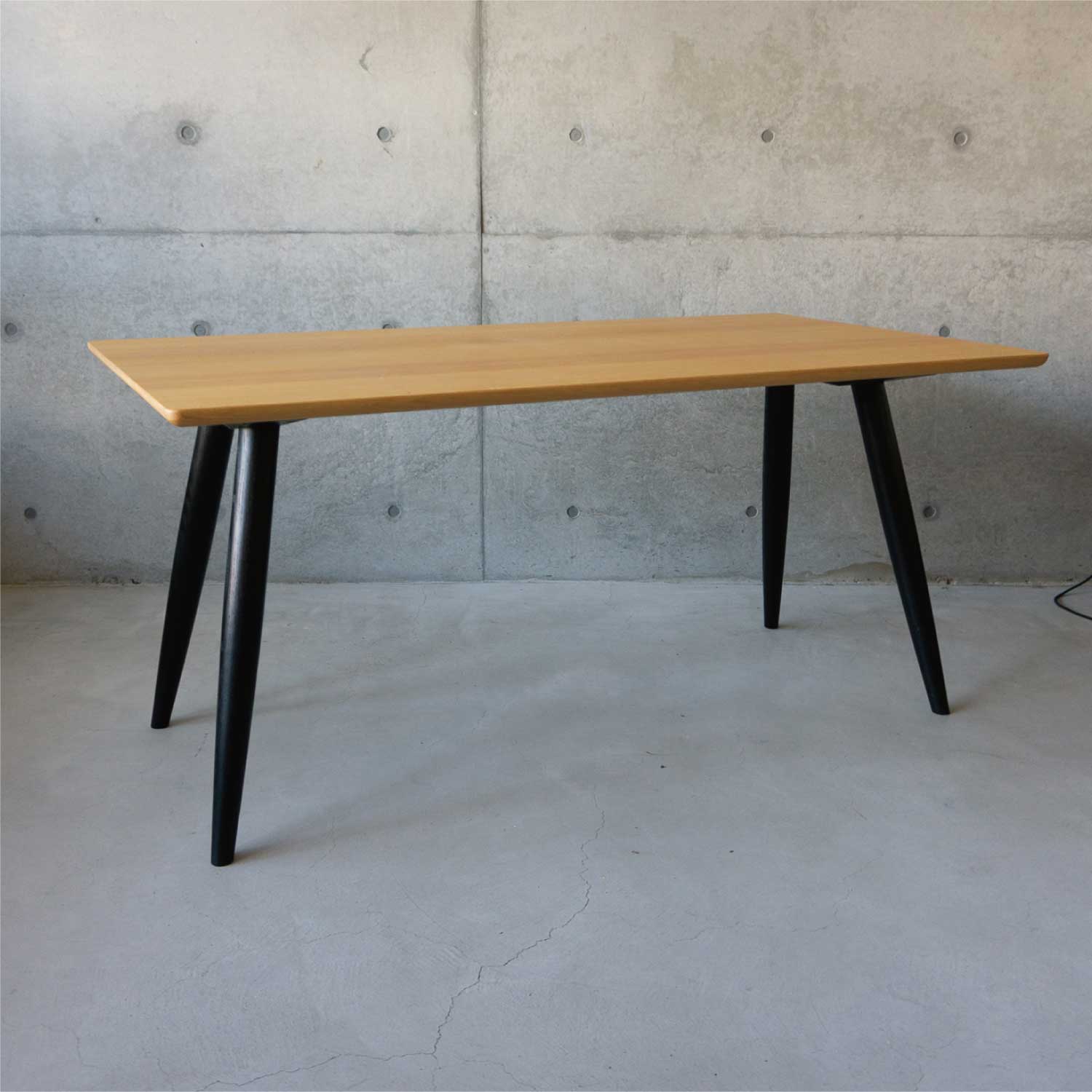 DT618 | ダイニングテーブル | おしゃれな無垢家具の通販【Y's DAY